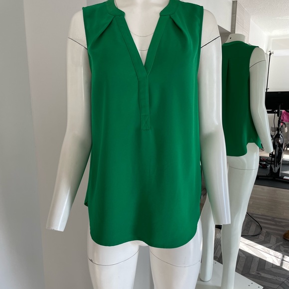 Trina Turk summer Atop - Picture 1 of 6